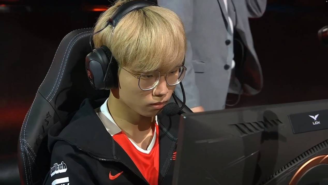 九游娱乐-关于Faker爆冷击败塞尔维亚队，战术调整引爆全场！的信息