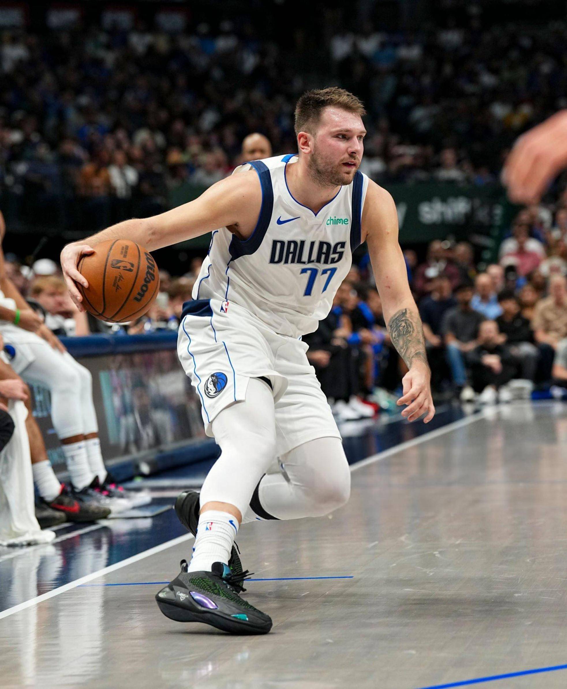 九游体育-包含东契奇回归赛场，关键助攻首场状态亮眼，尤文图斯观众沸腾！的词条